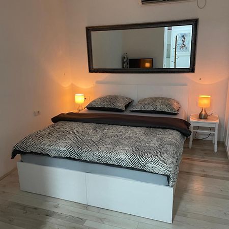 Apartman Park Требинье Экстерьер фото