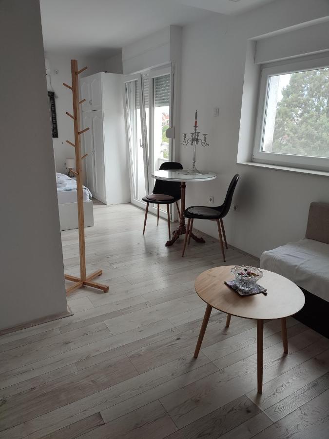 Apartman Park Требинье Экстерьер фото